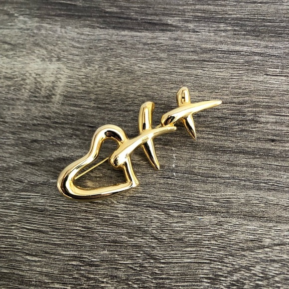 Vtg Love and Kisses Brooch - Picture 5 of 10